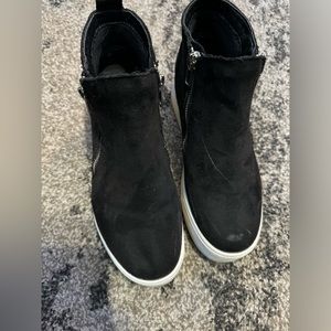 Black zip up dress boots